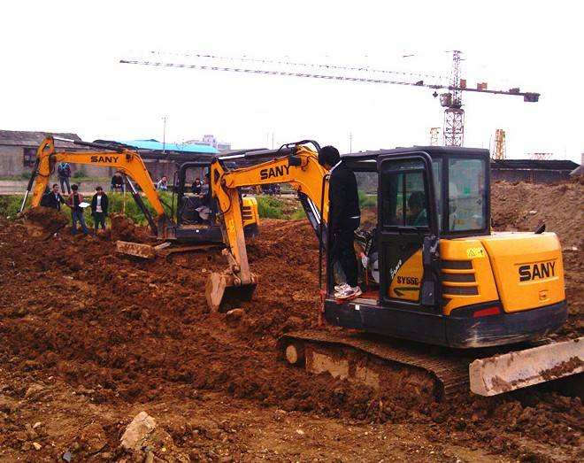 鹤壁市挖掘机培训学校